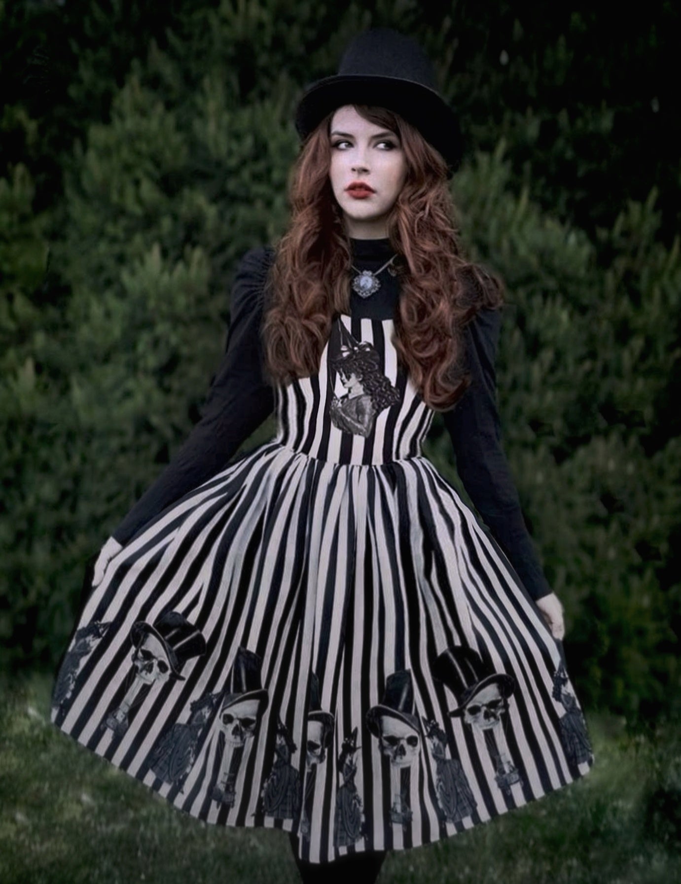 Victorian Gothic Clothing 